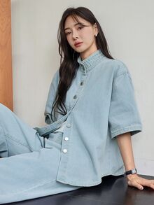 Dazy-Less 女款牛仔套裝，含棉領短袖鈕扣式淺藍水洗寬鬆上衣與裙子，適合夏季日常休閒穿著 - 淺色水洗藍 - 查看 5