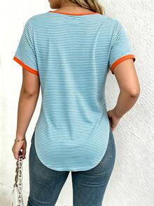 Selamara 女款休閒配色條紋V領短袖T恤，度假風藍白條紋夏季款 - 彩色 - 查看 2