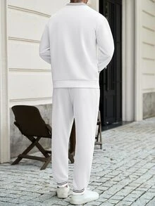 Manfinity CasualCool Men's Striped Crew Neck Long Sleeve Sweatshirt And Sweatpants Casual Set - White - View 2
