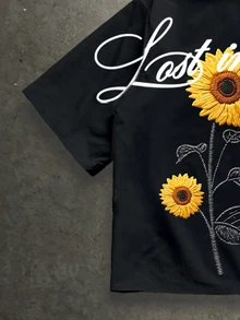 Manfinity ZONE917 Boxy Cropped Streetwear Sunflower Graphic Print Black Short Sleeve Shirt,Black And Yellow,Summer,Street Wear,Vacation,Loose Fit For Spring Outings - Black - View 4