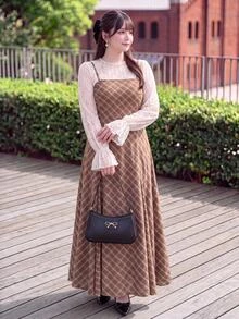 Bijouette Bộ 2 món váy dây mảnh kẻ caro và áo ren bèo nhún cho nữ size lớn - Nhiều màu - Xem 10