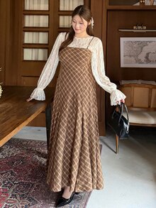 Bijouette Bộ 2 món váy dây mảnh kẻ caro và áo ren bèo nhún cho nữ size lớn - Nhiều màu - Xem 6