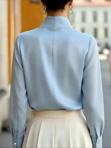 SHEIN LUNE 淺藍色純色光滑面料小立領開襟袖口長袖垂墜感襯衫，極簡優雅商務休閒通勤上衣 - 藍色 - 查看 2