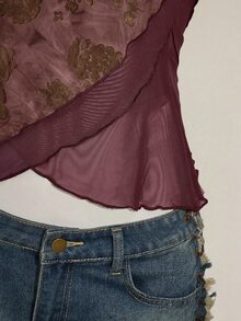 SHEIN ICON 植绒花卉面料网眼拼布不对称下摆抹胸 - 酒紅色 - 查看 8