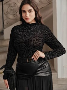 Anewsta Velvet Burnout Sheer Long Sleeve Slim Fit Plus Size Women's Top - Black - View 3