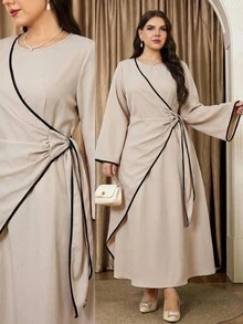 Modelyn 大尺碼優雅通勤繫帶式裹身洋裝 - 杏色 - 查看 5