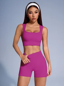 SHEIN Sovereign Charm Conjunto de top deportivo acanalado de unicolor y shorts para mujeres - Rosa Fucsia - Ver 4