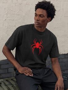 Manfinity Roghcode Camiseta de manga corta con cuello redondo y estampado de patrón de araña para hombre - Negro - Ver 6