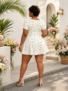 CurvyTilda Plus Size White Summer Cute Bachelorette Party Yellow Daisy Print Knit Jumpsuit,Short Sleeve Polo Collar Top With Built-In Shorts,Casual Outfit - Multicolor - View 2