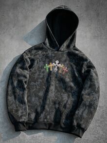 Manfinity EMRG 男士十字印花長袖連帽仿雪洗衛衣 - 黑色 - 查看 2