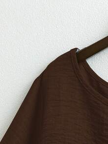 SHEIN LUNE CURVE Plus Size Women's Crew Neck Casual/Daily/Outdoor/Minimalist/Vacation Textured Grass Green Pullover Top, Spring/Summer - Coffee Brown - View 7