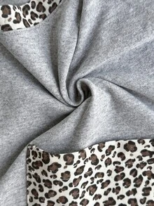 SHEIN Women Leopard Detailed Henley Two Pieces Set, Pajama Set - Grey - View 5