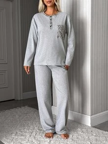 SHEIN Women Leopard Detailed Henley Two Pieces Set, Pajama Set - Grey - View 3