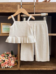 SHEIN Vintaside Kids 嬰兒(女嬰)休閒日常時尚細肩帶上衣配花卉刺繡精緻柔軟素色長褲套裝 夏季嬰兒外出可愛陽光穿搭 - 杏色 - 查看 4