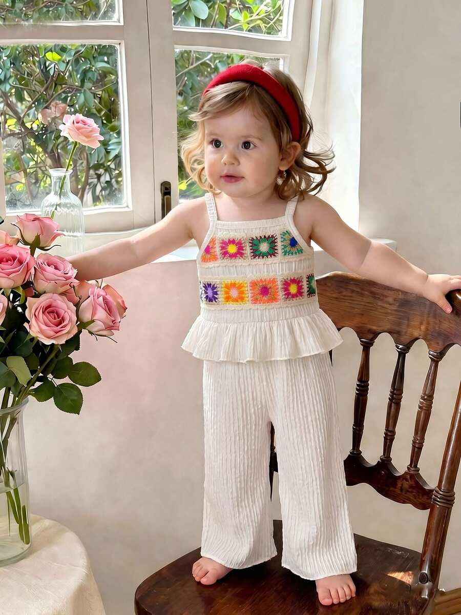 SHEIN Vintaside Kids 嬰兒(女嬰)休閒日常時尚細肩帶上衣配花卉刺繡精緻柔軟素色長褲套裝 夏季嬰兒外出可愛陽光穿搭