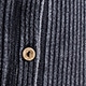 Hitam