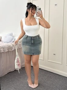 CovetEZ Plus Size Women's Basic Casual Daily Solid Color Round Neck White Tank Top, Spring/Summer - White - View 4