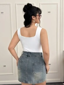 CovetEZ Plus Size Women's Basic Casual Daily Solid Color Round Neck White Tank Top, Spring/Summer - White - View 2