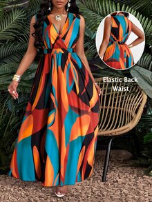 SOLERSUN Women's Plus Size Simple Everyday All Over Print Deep-V Neck Sleeveless Long Dress (Random Printing) - Red - View 1