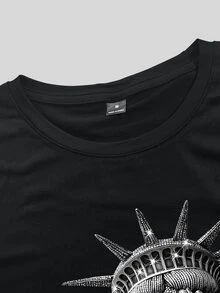 Manfinity Roghcode 男士圆领短袖T恤和抽绳长裤两件套，时尚潮流自由灵魂黑色套装 | 纽约嘻哈自由女神像图案T恤 + 火焰图案长裤 | 超舒适宽松版型 | 暗黑系情侣装 | 街头摄影必备 - 黑色 - 查看 4