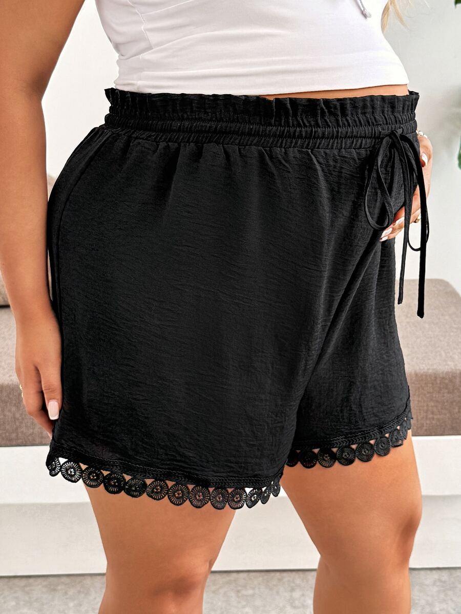 SHEIN Maternity Plus Size Solid Color Drawstring Waist Casual Shorts - Black - View 1