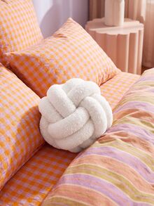 1pc Solid Color Versatile Lambswool Material 2-Strand 8-Sided Ball Decor Throw Pillow, Sofa Coffee Table Decorative Ornament, Bedroom Bedside Decor Pillow, S Size Very Small - White - View 2