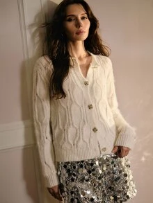 MOTF PREMIUM AUTUMN/WINTER SOFT & GENTLE STYLE COMMUTE DATE HEAVY RHINESTONE BUCKLE HOLLOW DIAMOND PATTERN WHITE WOMEN'S KNIT CARDIGAN - White - View 3
