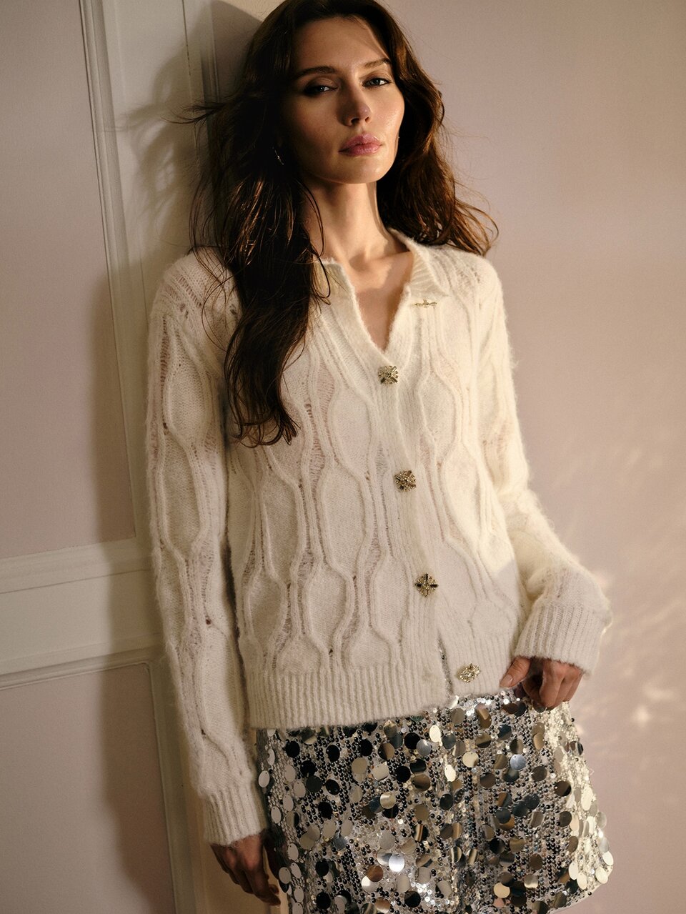 MOTF AUTUMN/WINTER SOFT & GENTLE STYLE COMMUTE DATE HEAVY RHINESTONE BUCKLE HOLLOW DIAMOND PATTERN WHITE WOMEN'S KNIT CARDIGAN