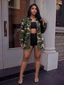 BriallanyX BriallanyX Plus Camo Print Flap Pocket Drop Shoulder Denim Coat - Army Green - View 2