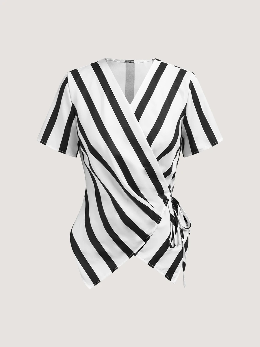 SHEIN 女款黑白條紋無領收腰上衣 - 黑與白 - 查看 1