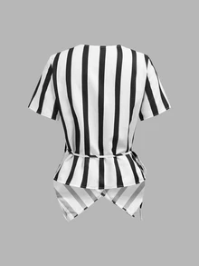 SHEIN 女款黑白條紋無領收腰上衣 - 黑與白 - 查看 7