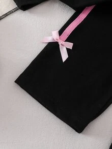 SHEIN 2件組女嬰夏季休閒甜美優雅街頭風黑色圓領T恤，胸前粉色蝴蝶結印花、袖口粉色緞帶蝴蝶結裝飾，搭配黑色長褲套裝，適合上學與日常穿著 - 黑色 - 查看 7