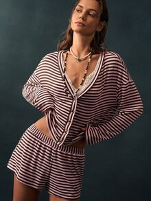 Bohemela Setelan Kasual 2 Potong Wanita: Atasan Lengan Panjang Bergaris dengan Bahu Longgar dan Kancing Tunggal serta Celana Pendek - Berwarna merah muda - View 5