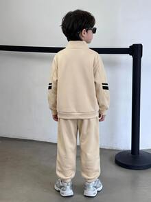 SHEIN Little Byeori 兒童青少年男孩休閒韓風寬鬆運動戶外全開襟立領杏色夾克與束口長褲兩件套，適合秋冬休閒運動風 - 杏色 - 查看 3