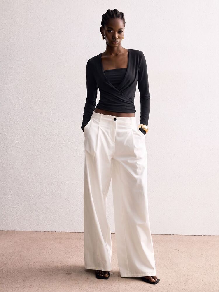 ATUI Studio Cross Wrapped Fake Gray Long Sleeved Top, Square Neckline, Minimalist Daily Commuting T-Shirt - Black - View 4