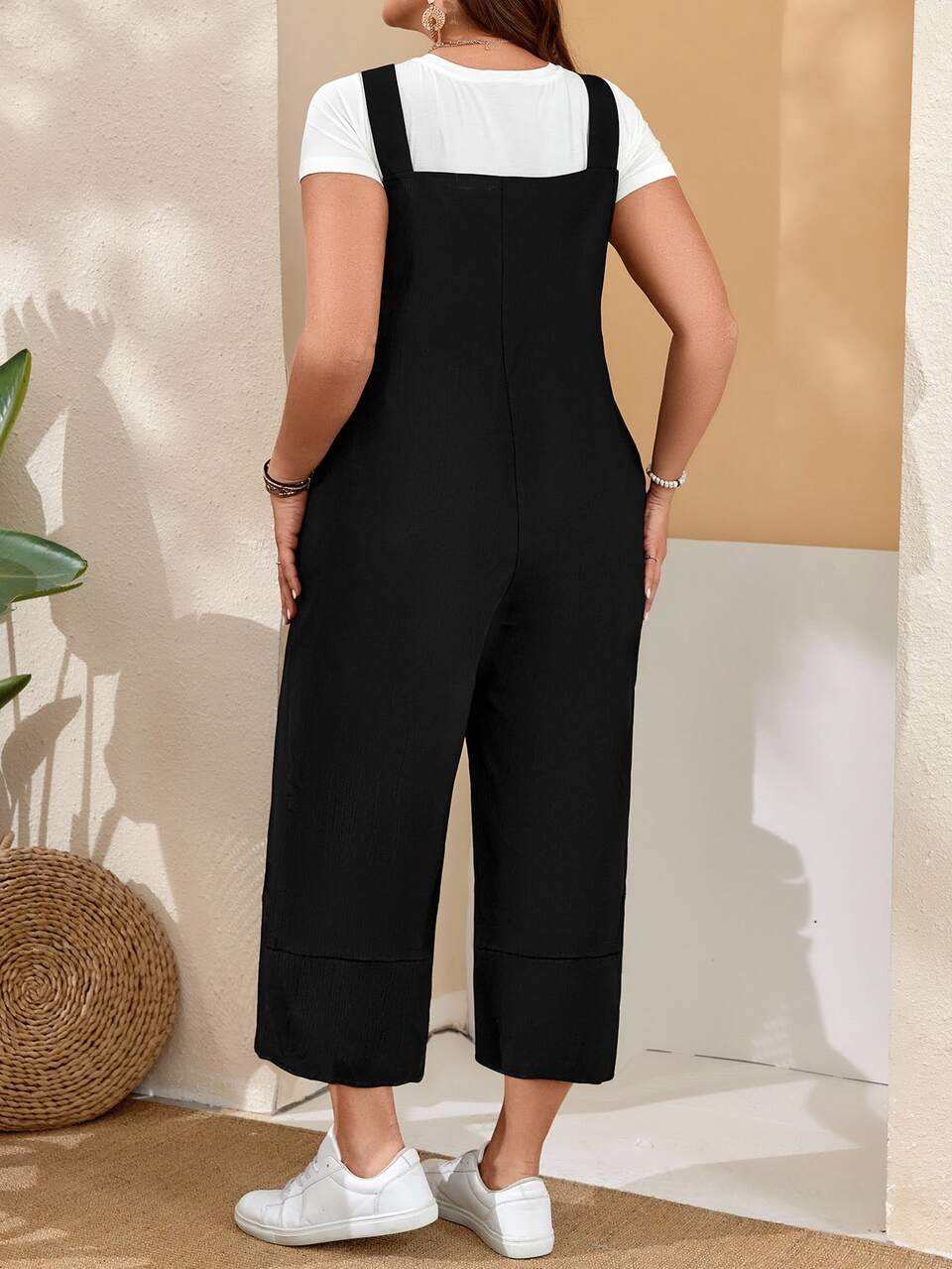 Plus Size Women'S Black Overalls With Adjustable Straps, Button Closure And Pockets On Split Legs For Spring,Summer Fall