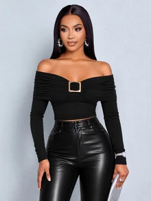 SOLERSUN Women's Cold Shoulder Ruched Long Sleeve Top, Buckle Detail Slim Fit Bodycon Skin Stretch T Shirt Club Night Club Night Out Black Fall Sexy - Black - View 5
