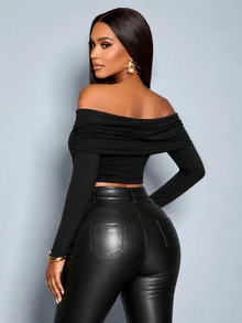 SOLERSUN Women's Cold Shoulder Ruched Long Sleeve Top, Buckle Detail Slim Fit Bodycon Skin Stretch T Shirt Club Night Club Night Out Black Fall Sexy - Black - View 2