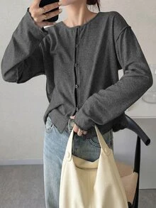 FRIFUL 女士纯灰色圆领长袖罗纹饰边纽扣宽松休闲T恤，秋季百搭 - 深灰色 - 查看 3