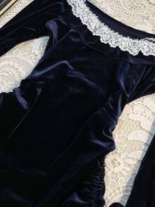 RosyDaze Gaun Beludru Biru Tua Gaya Prancis Seksi Musim Gugur/Dingin, Gaun Panjang Sedang dengan Kerah Persegi Berenda dan Pinggang Berkerut di Samping, Busana Elegan untuk Kencan dan Pesta - Navy Blue - View 7
