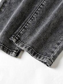 SHEIN 年轻女孩的新款黑灰色牛仔裤，甜美云朵、彩虹、太阳、星星涂鸦印花，时尚设计，休闲别致，简约百搭，灰色水洗直筒牛仔裤 - 深灰色 - 查看 5