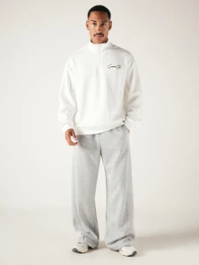 SUMWON Club Oversized Half-Zip Sweatshirt With Embroidered Chest Logo High Neck Long Sleeve Pullover Top - White - View 4