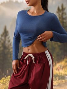 Exploreva Navy Blue Long Sleeve Cropped T-Shirt For Outdoor Sports - Navy Blue - View 8