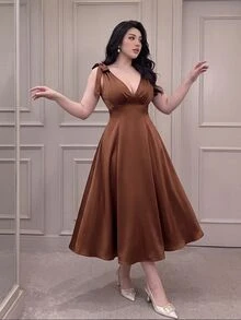 Vibekara Plus Size Fashion V-Neck Tie Bow Backless High-End Waist-Cinching Maxi Dress - Brown - View 6