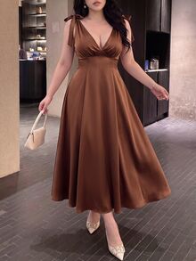 Vibekara Plus Size Fashion V-Neck Tie Bow Backless High-End Waist-Cinching Maxi Dress - Brown - View 5
