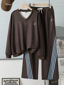 SHEIN 青少年女孩返校季秋冬運動套裝，秋季穿搭，復古V領巧克力棕色運動衫搭配側條紋寬腿運動長褲，舒適休閒... - 棕色 - 查看 9