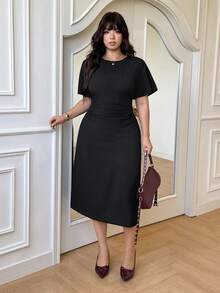 GalTyme Gaun Ukuran Besar Elegan untuk Musim Panas, Cocok untuk Bepergian, Warna Polos, dan Mempertegas Pinggang - Hitam - View 3