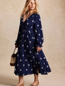 Écloséra Curve Plus Size Women's Best-Selling Elegant V-Neck French Style Dress With 3D Floral Contrast Color, Slimming Minimalist Ruffle Sleeve And High Slit Design, Suitable For Daily Wear, Commuting, Dating And Party, Inner Layer Or Outer Wear - Navy Blue - View 8