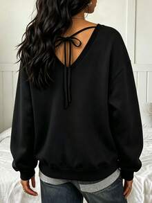 Sweatshirt lengan panjang dengan potongan reguler, bagian belakang longgar, leher V dalam, dan bahu jatuh. - MultiWarna - View 3