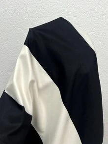 SHEIN Franclia 女款秋冬新款經典黑白拼色寬條紋V領細肩帶背心，V領設計修飾鎖骨，彈性磨毛面料貼身剪裁，短版設計適合多樣層次穿搭，適合休閒、內搭、通勤與日常穿著 - 黑與白 - 查看 7